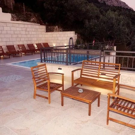 House Irena Dom wakacyjny Makarska